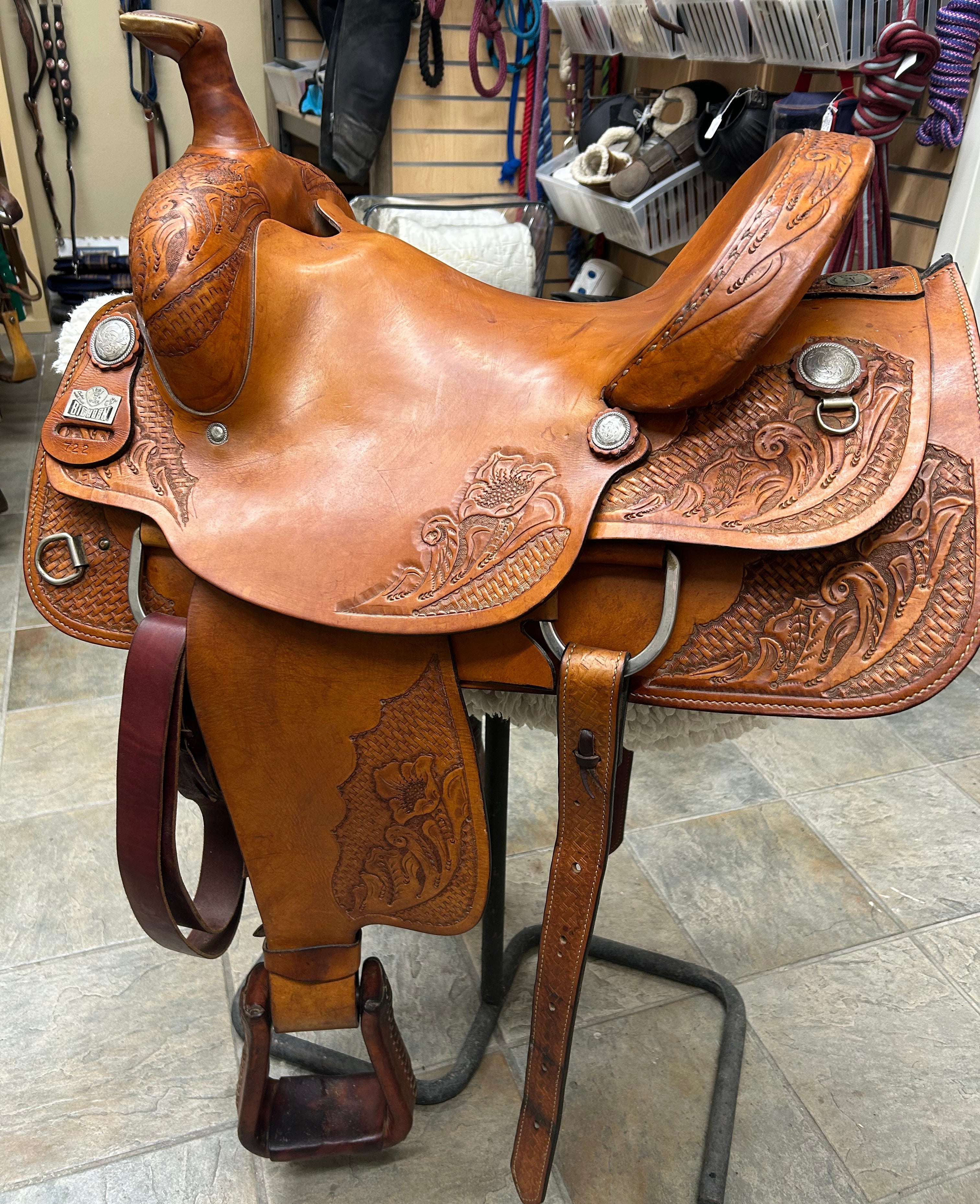 Big Horn Ranch Saddle 15.5-16 seat Semi-Full QH Bars
