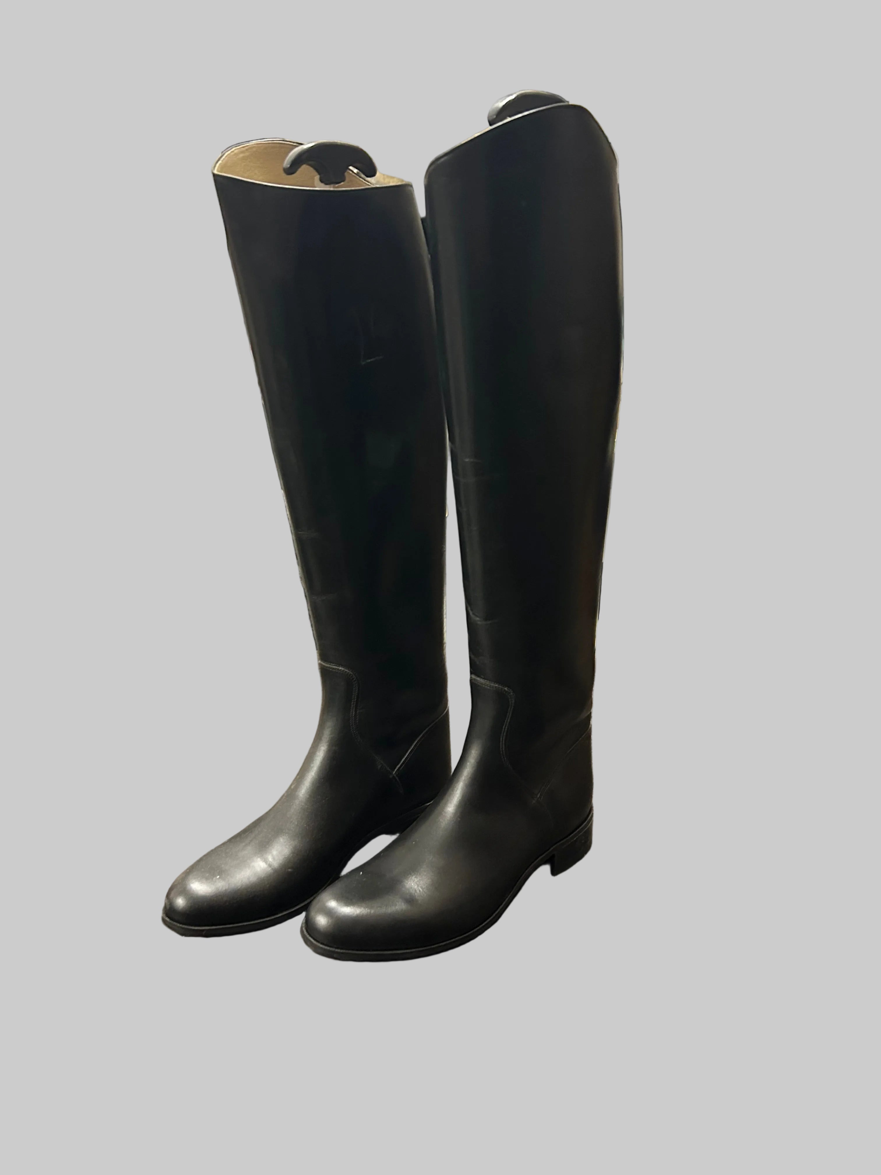 Pull On Dress Boots 8.5