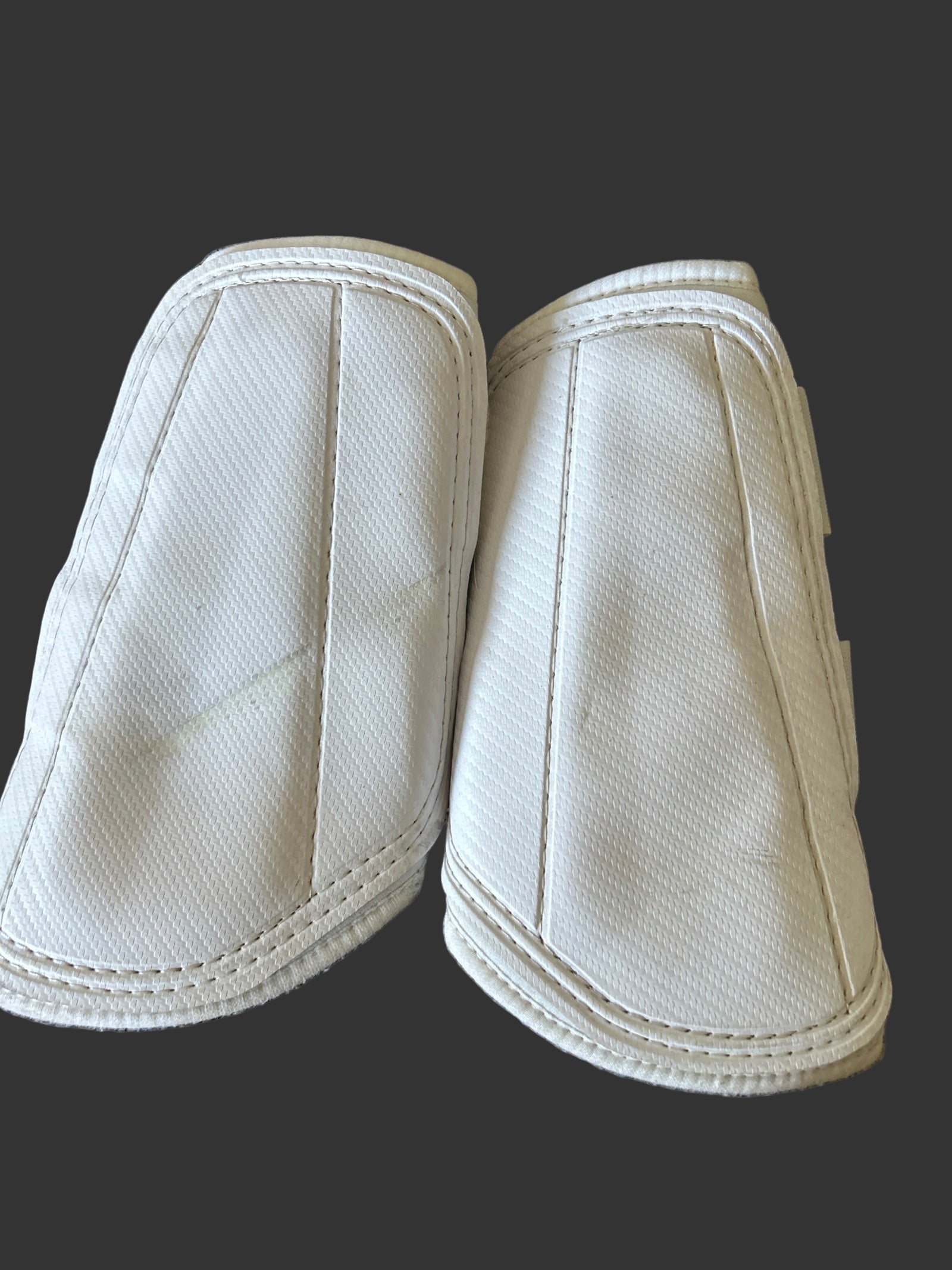Woof brush boots white Size Medium