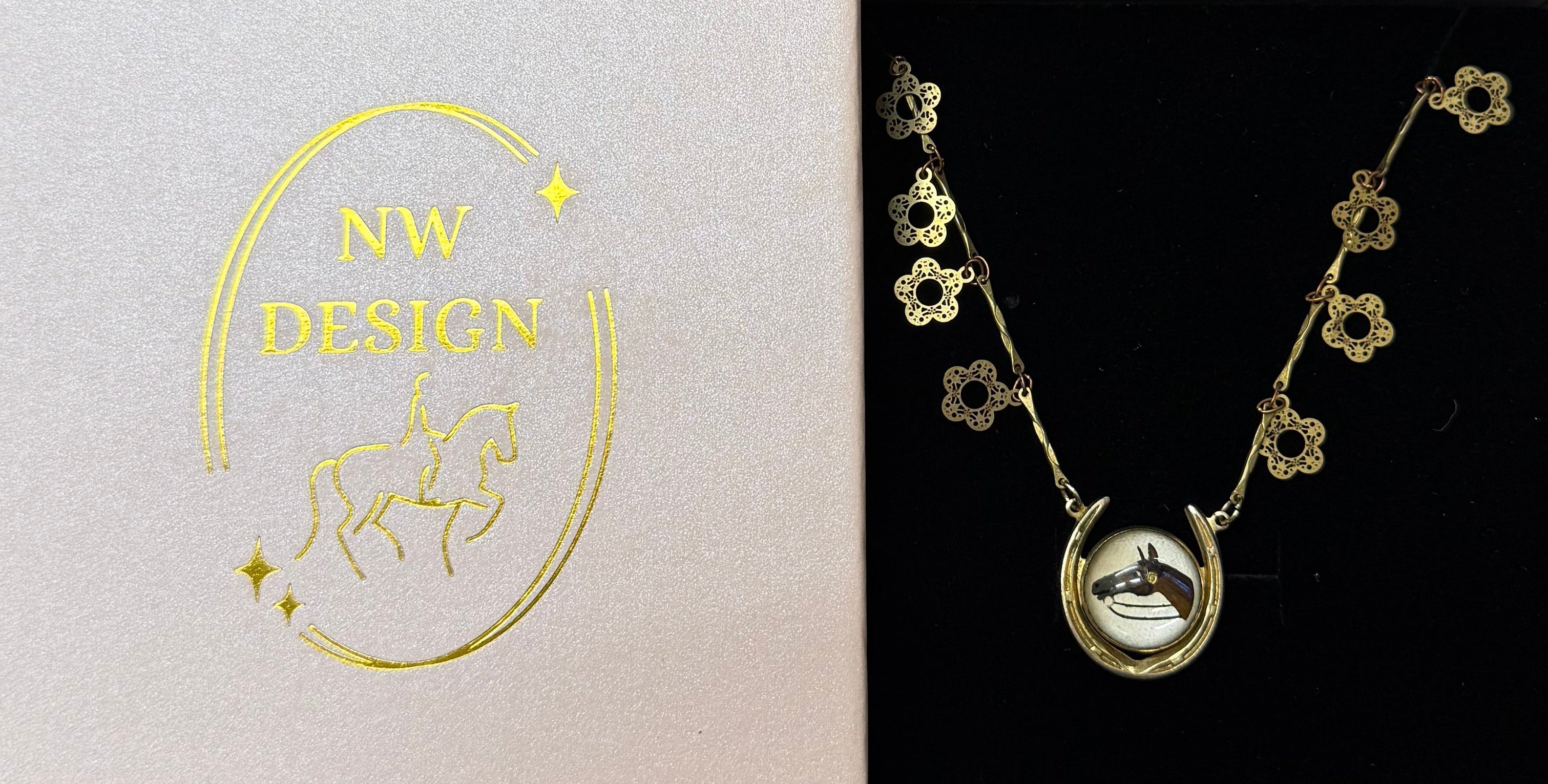 NW Designs 'Flowers and Horses' Necklace in Gold