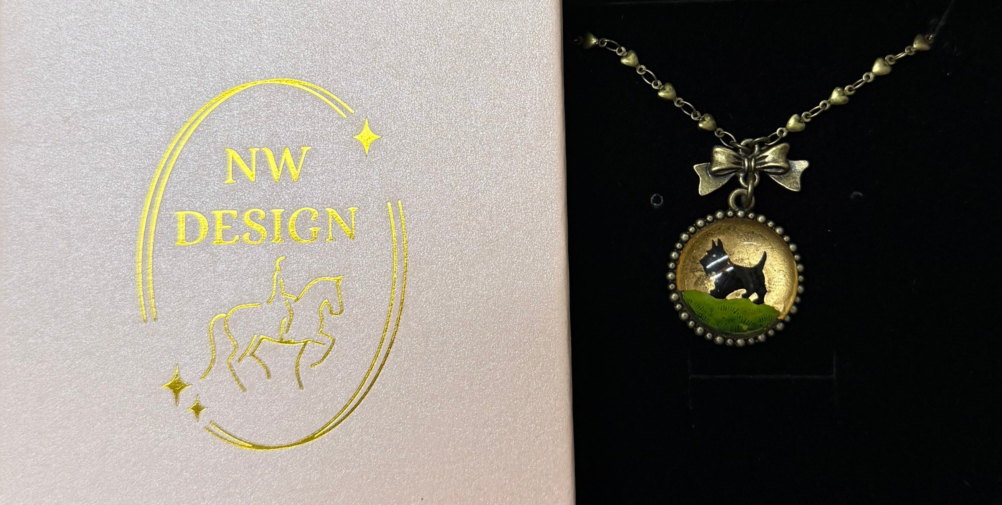 NW Designs 'The Scottie' Necklace in Gold