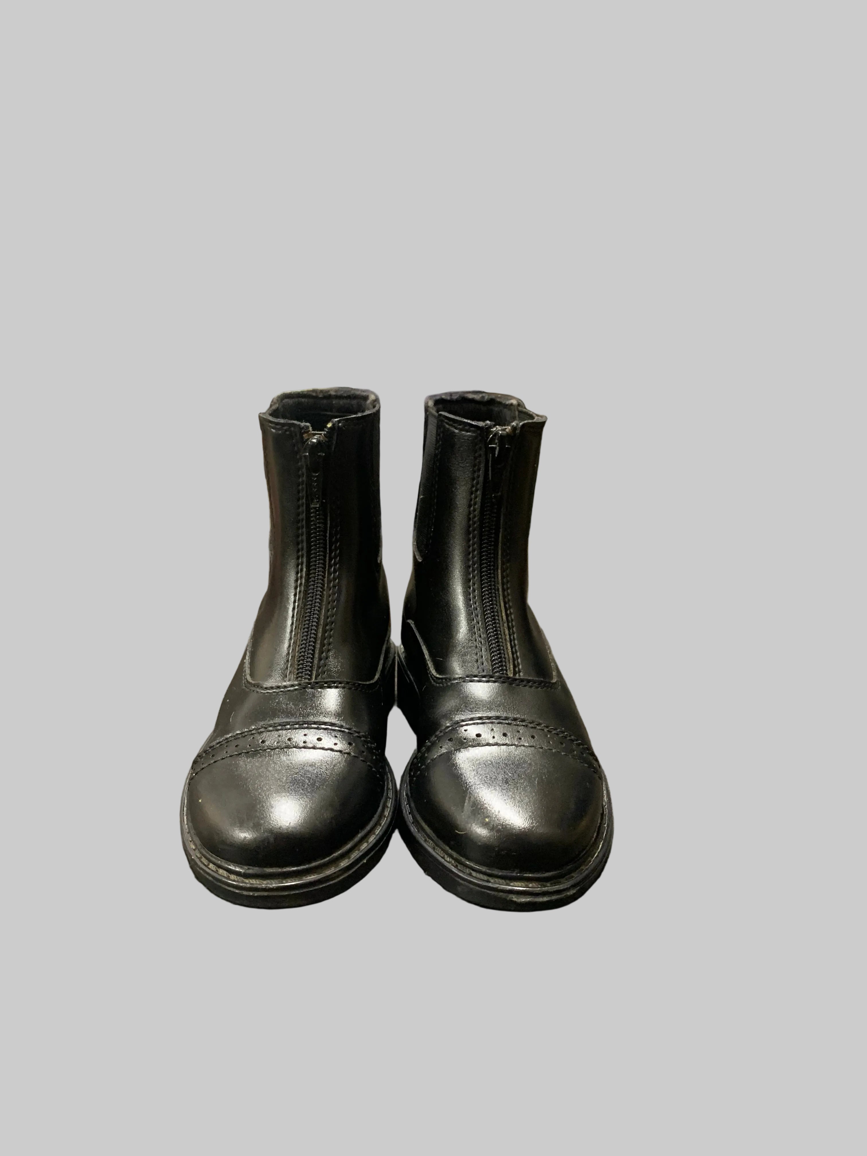 TuffRider Black Boots Size 13 Kids