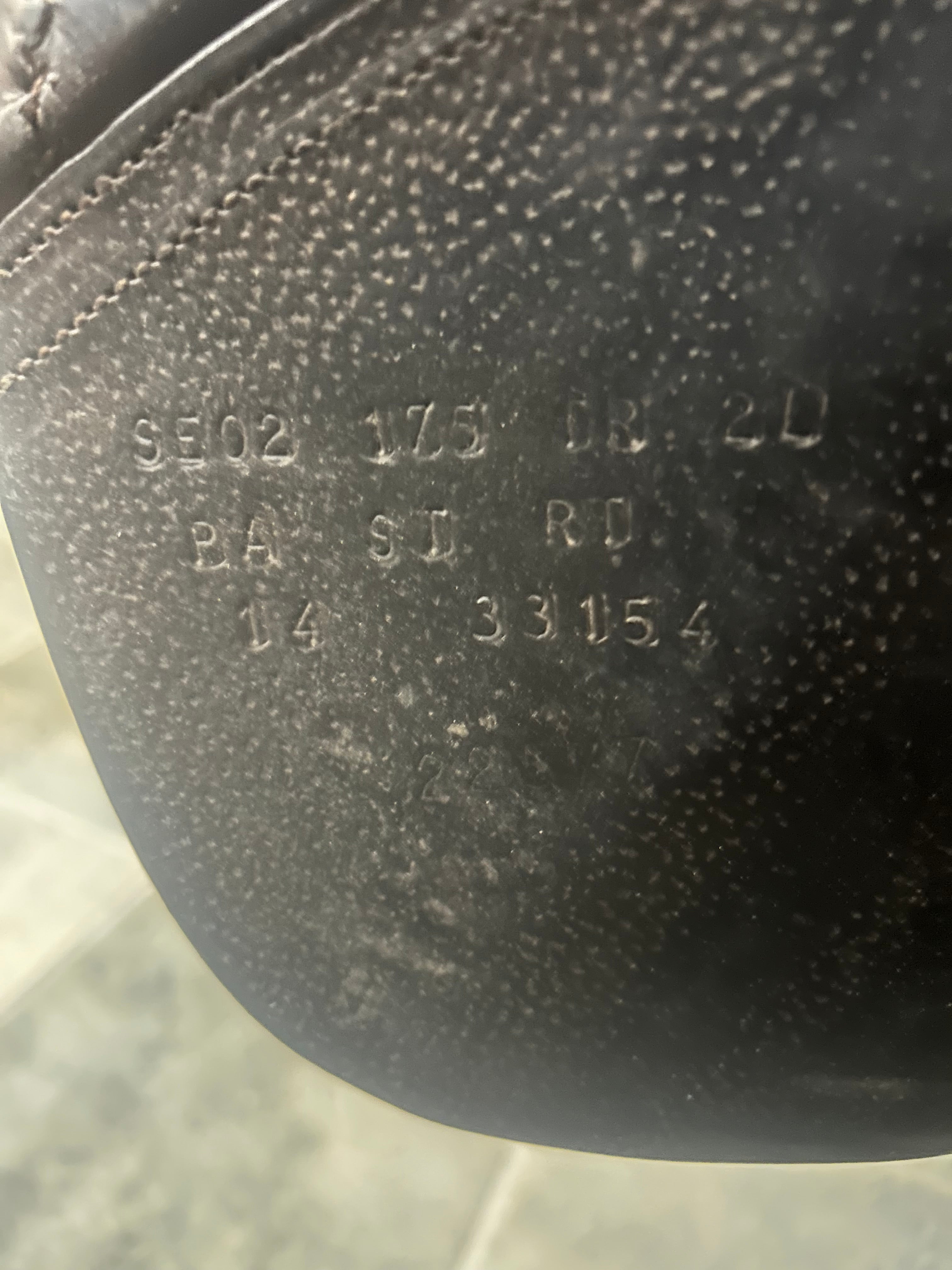 CWD 17.5 Buffalo leather